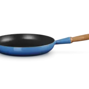 Hit cenowy Le Creuset Patelnie Żeliwna Signature 28cm z Drewnianym Uchwytem Azure 20258282200422