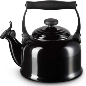 Zniżka Czajnik Tradycyjny 2,1l czarny błyszczący LE CREUSET