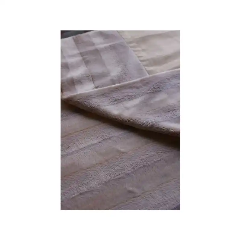 Cena promocyjna Spirydon-As narzuta 200x 130cm